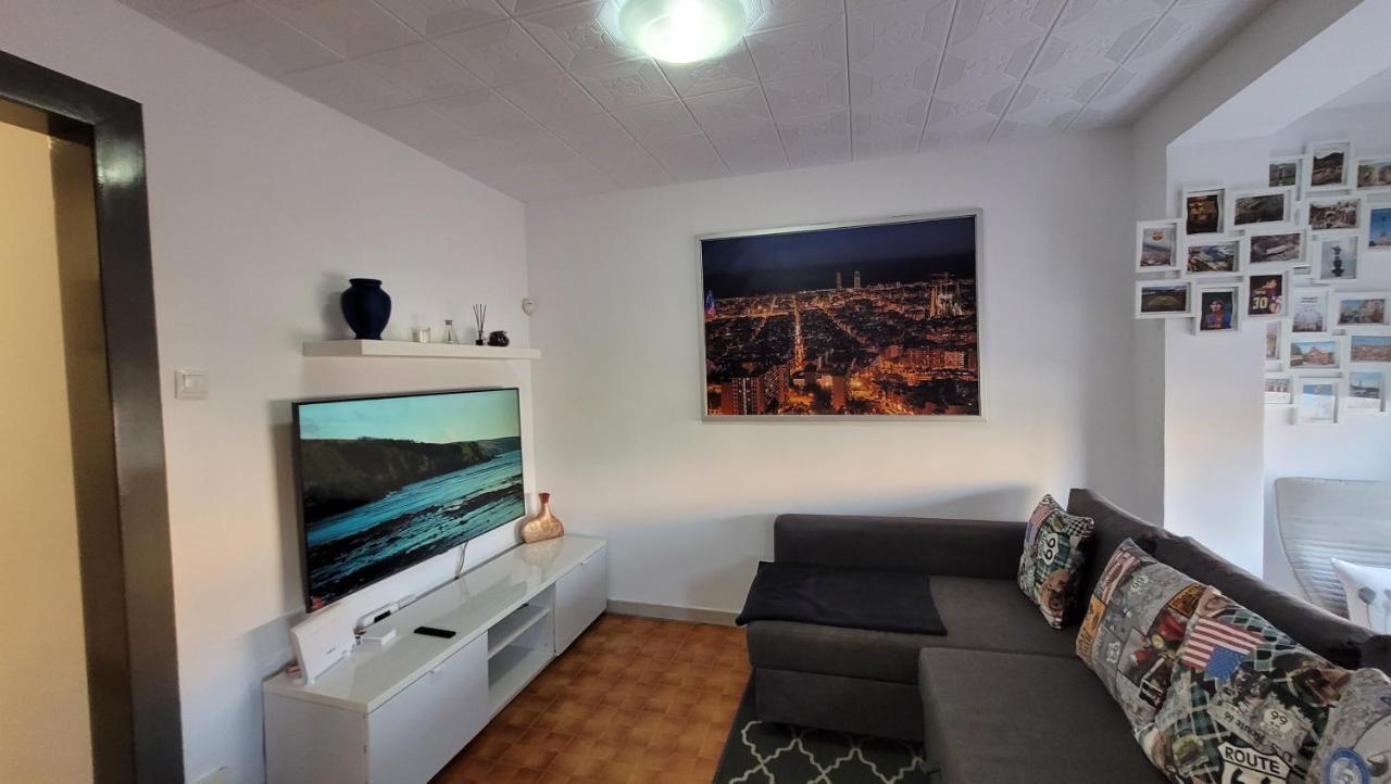 Apartaments B O D Collblanc L'Hospitalet de Llobregat Exterior photo